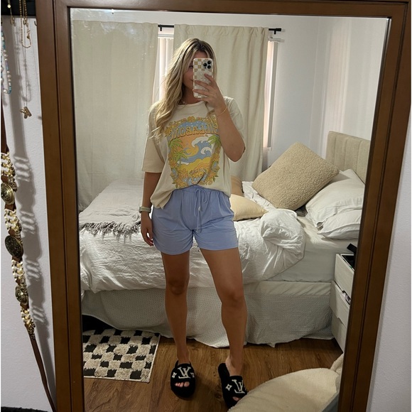 FREE PEOPLE short - Picture 11 of 12